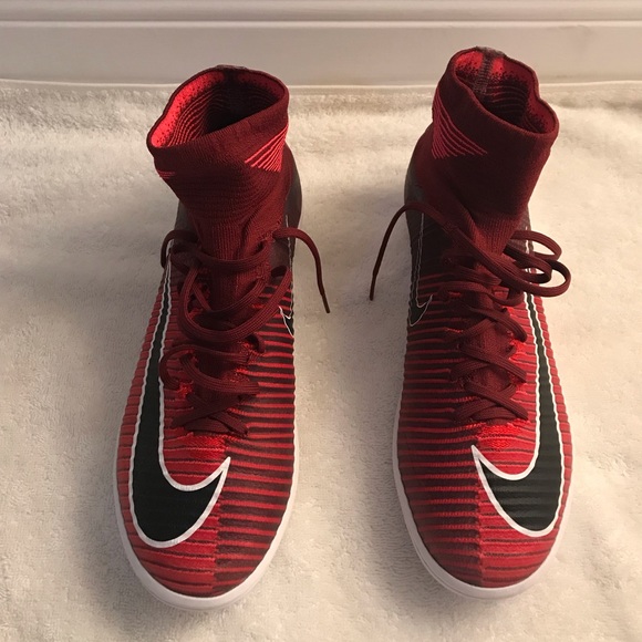 Nike Other - Nike MercurialX Proximo II IC Red